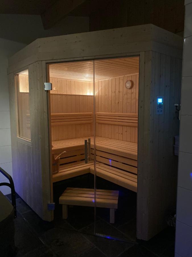 De Porrel Polsbroek Unit Met Prive Jacuzzi, Spa En Sauna エクステリア 写真
